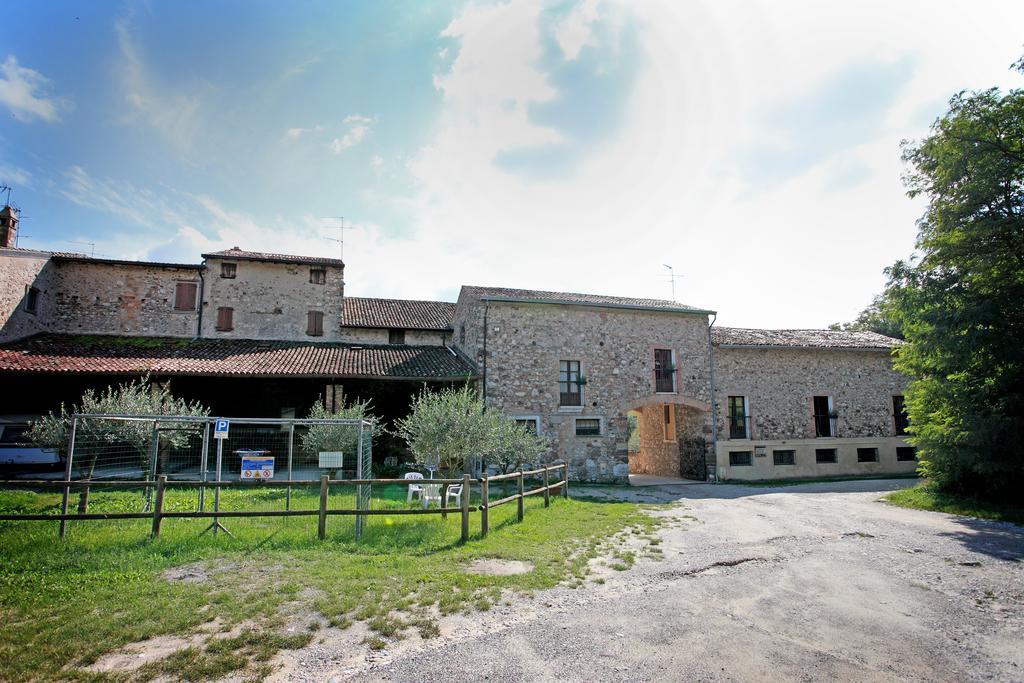 Agriturismo Licensi Del Bresa Villa Monzambano Værelse billede