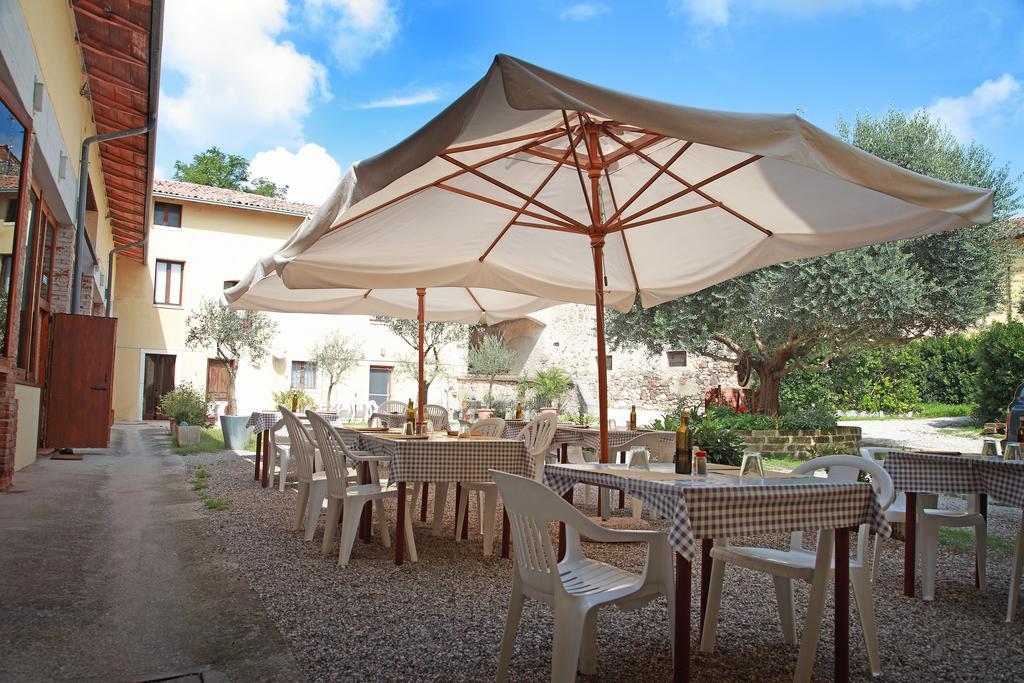 Agriturismo Licensi Del Bresa Villa Monzambano Værelse billede
