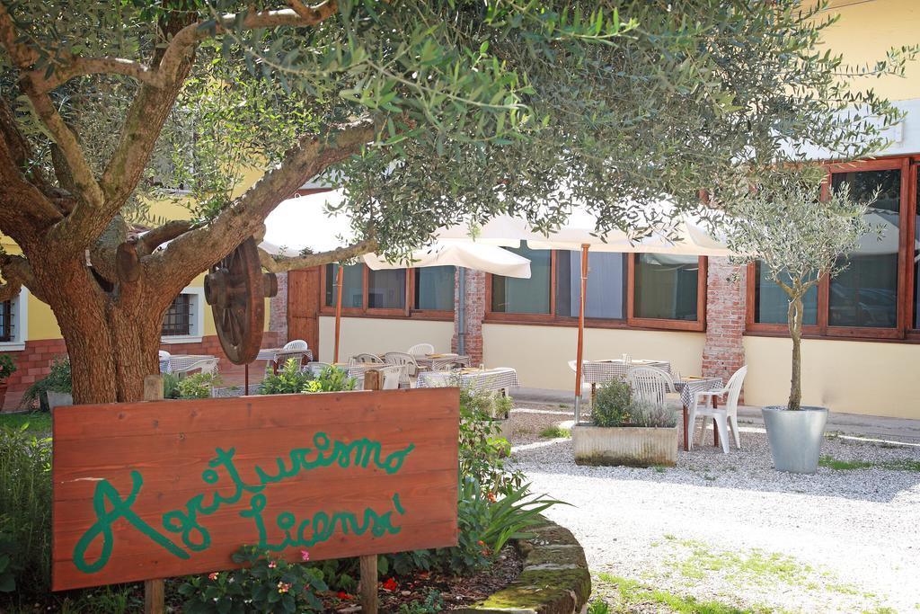 Agriturismo Licensi Del Bresa Villa Monzambano Værelse billede