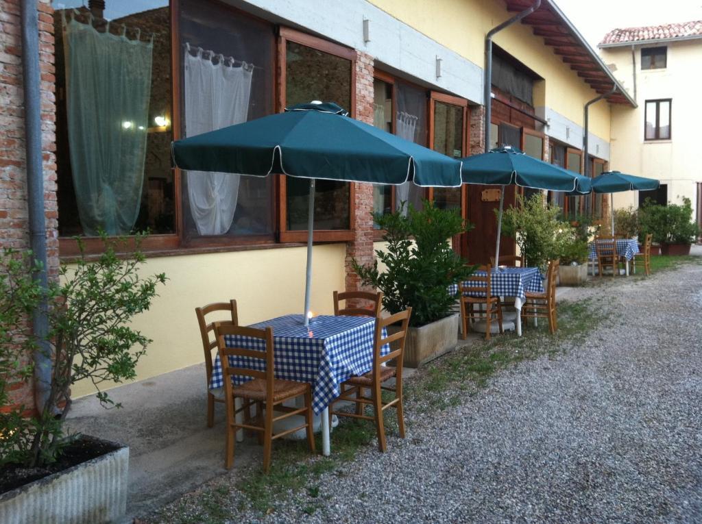 Agriturismo Licensi Del Bresa Villa Monzambano Værelse billede