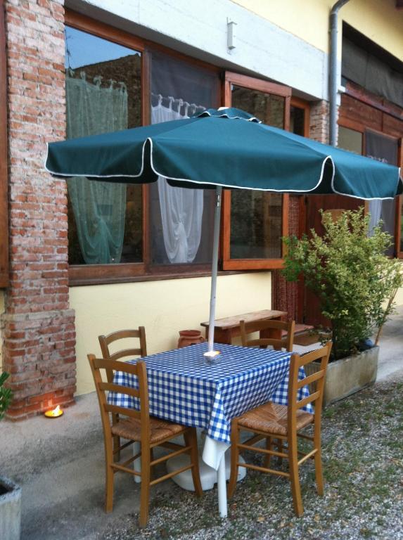 Agriturismo Licensi Del Bresa Villa Monzambano Værelse billede
