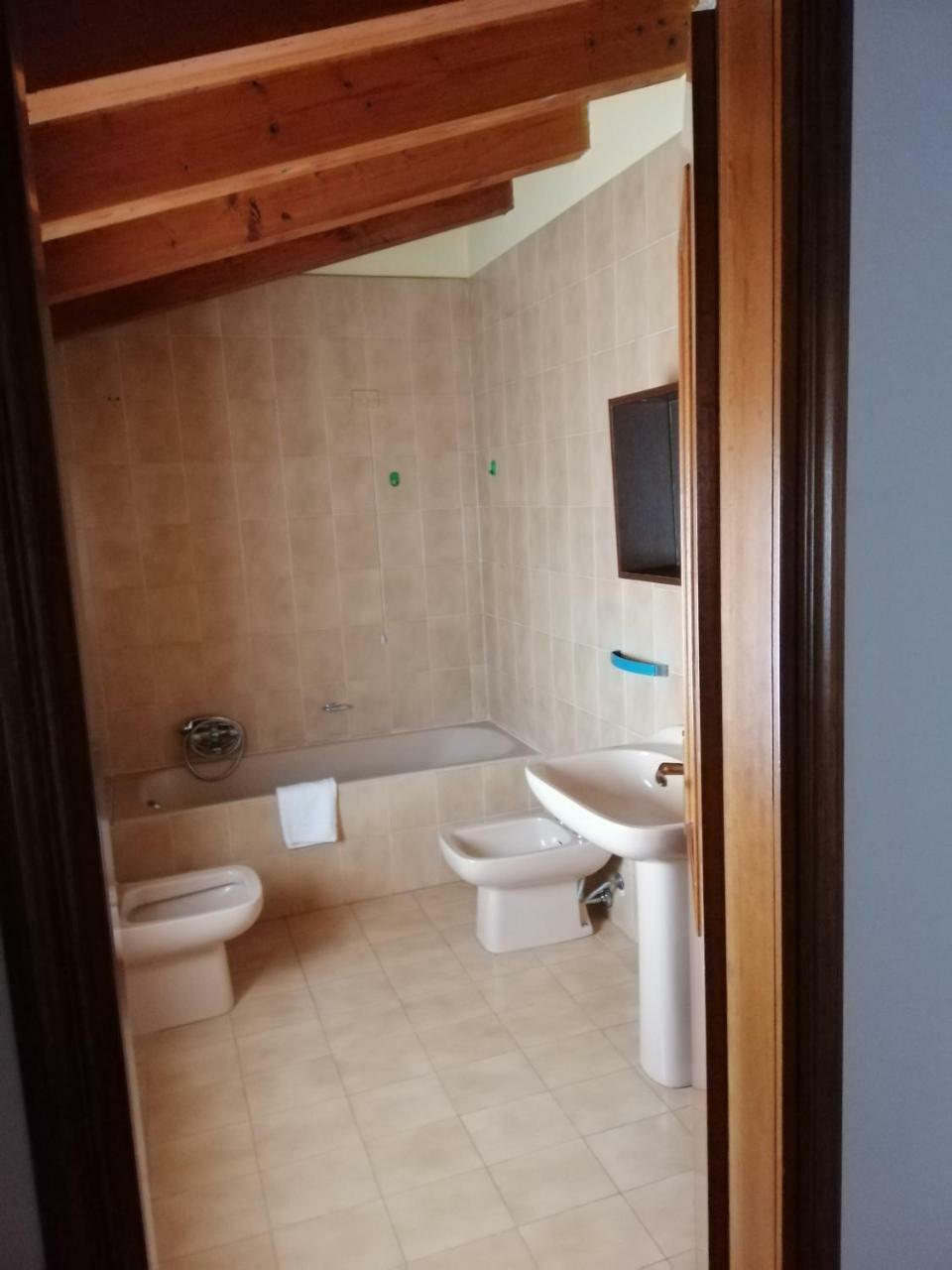 Agriturismo Licensi Del Bresa Villa Monzambano Eksteriør billede